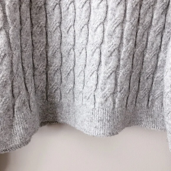 ❗SOLD ❗ Michael Kors Grey cardigan LG cable knit women's sweater - Picture 12 of 14